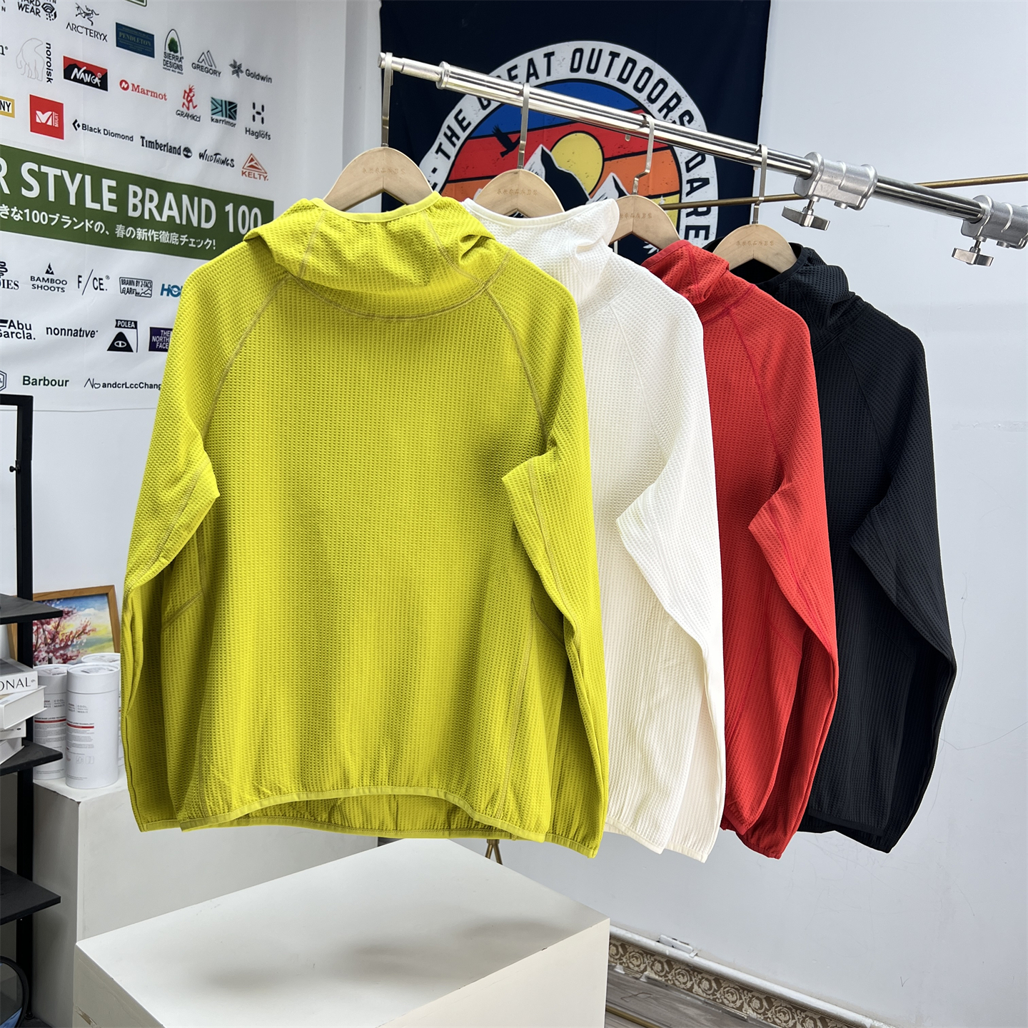 云感轻柔华夫格 男女通用吸湿透气速干T恤山系宽松连帽卫衣套头衫