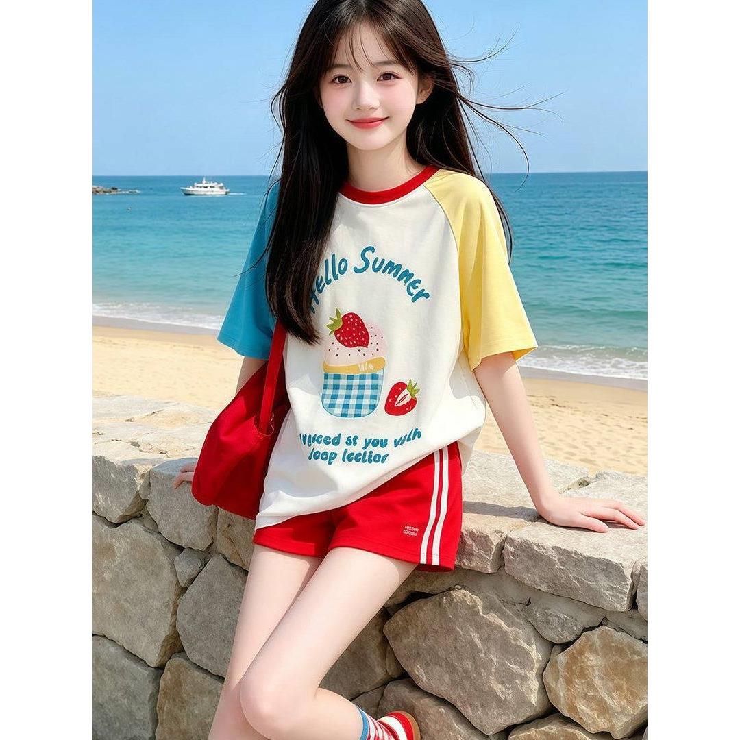 女童夏季多巴胺卡通短袖短裤套装图片