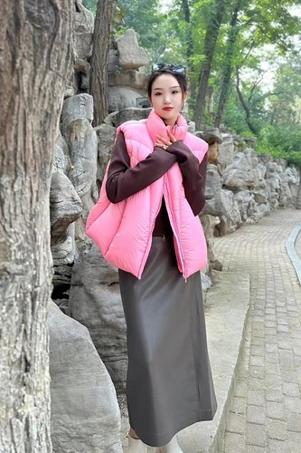 2024新款时尚显瘦羽绒服马甲