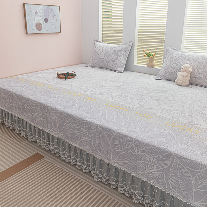 高端牛奶绒榻榻米床盖立体提花