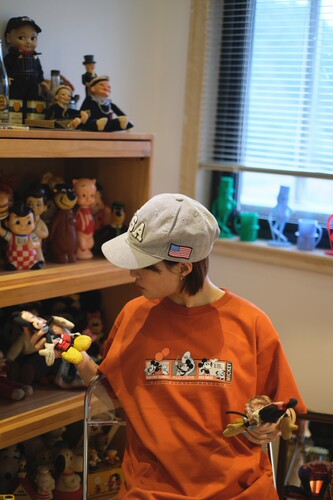 买梦想的奶奶砖红色简约mickey米奇可爱卡通印花美式风格情侣装