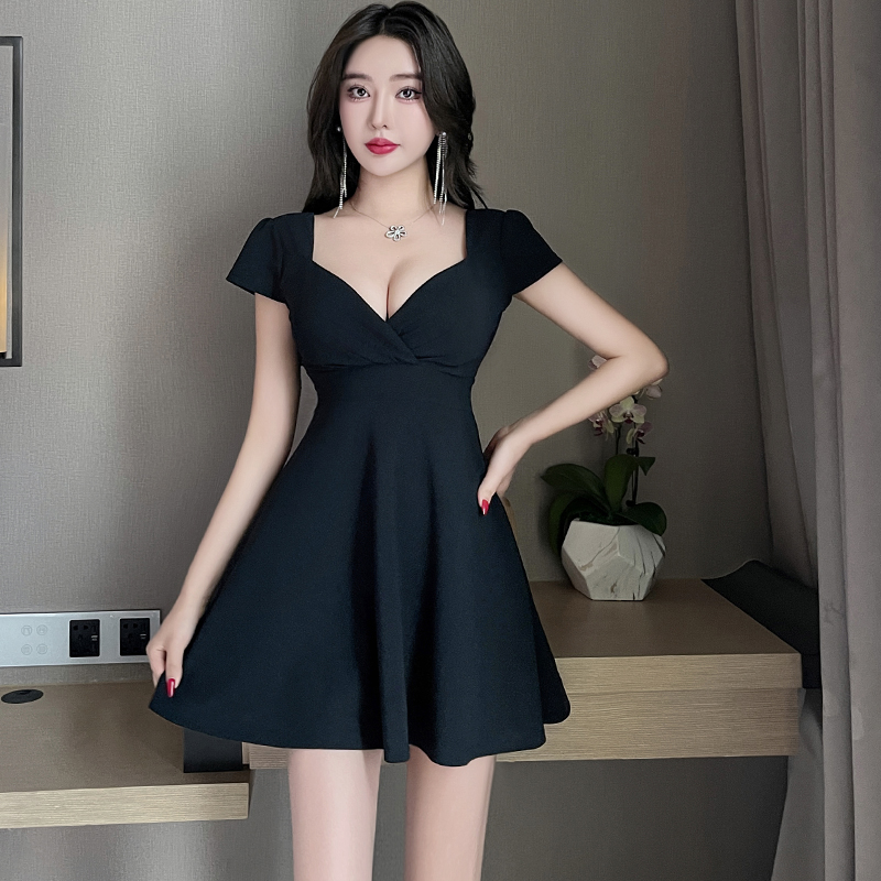 夜店气质低胸性感足浴技师服性感