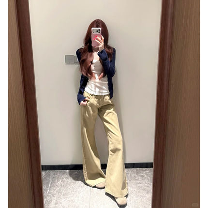 卡其色低腰微喇牛仔裤女2026新款秋季今年流行美式宽松阔腿长裤子