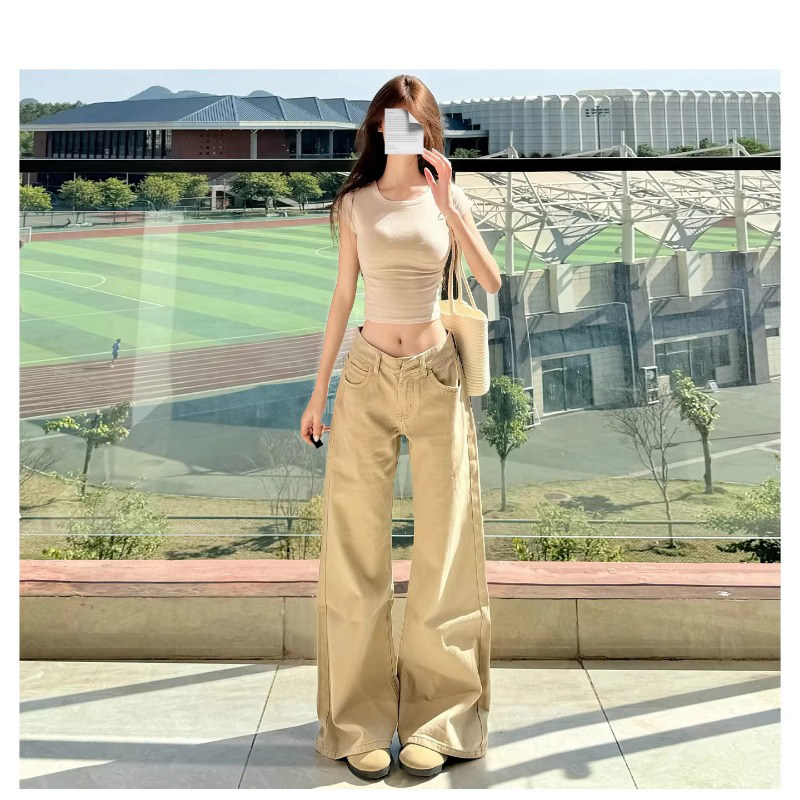 卡其色低腰微喇牛仔裤女2026年春季新款宽松显瘦美式直筒喇叭裤子