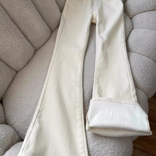 米白色加绒微喇叭牛仔裤女秋冬新款高腰弹力修身显瘦小个子马蹄裤