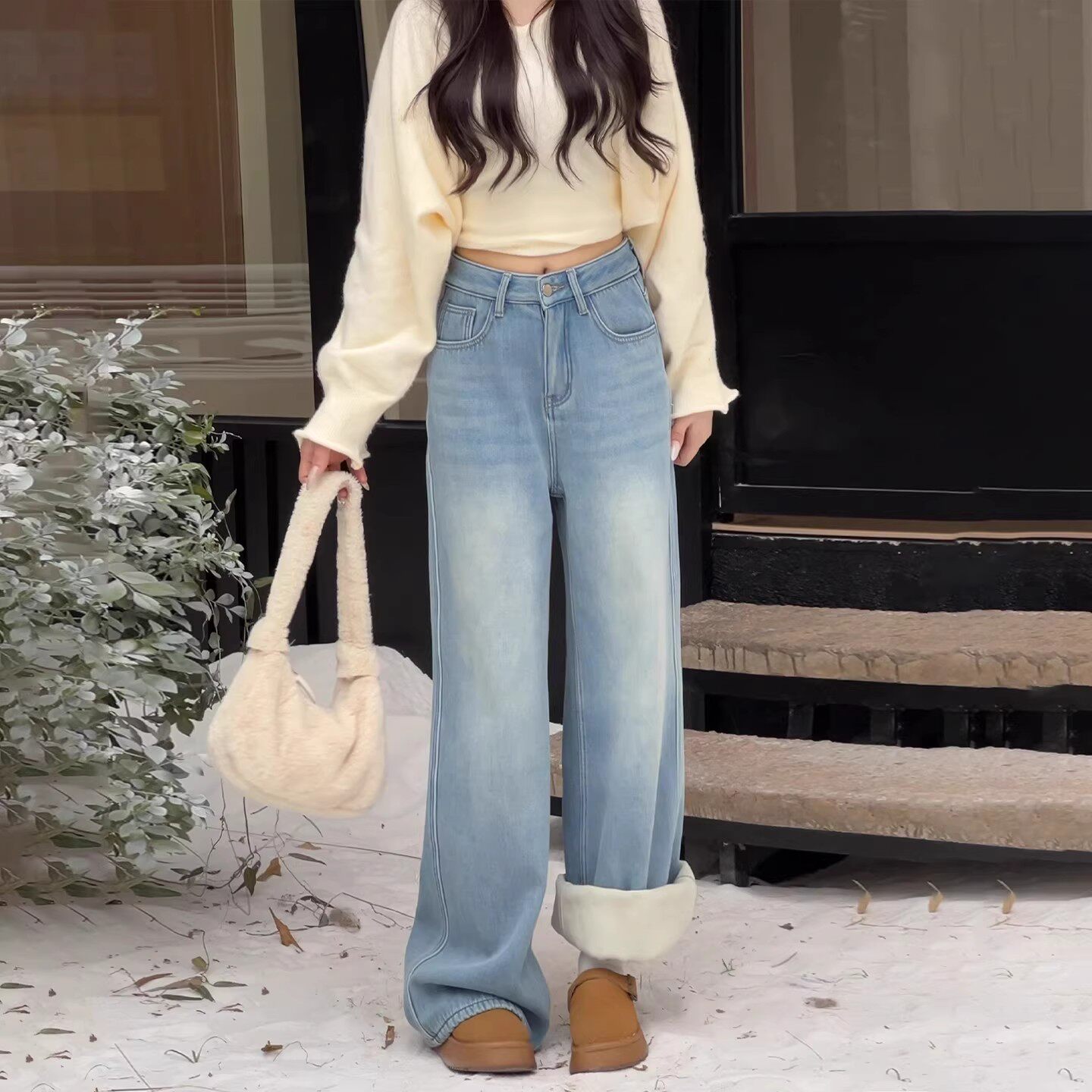 巨好看的牛仔裤加绒2025新款女冬高腰显瘦垂感窄版直筒小个子女裤