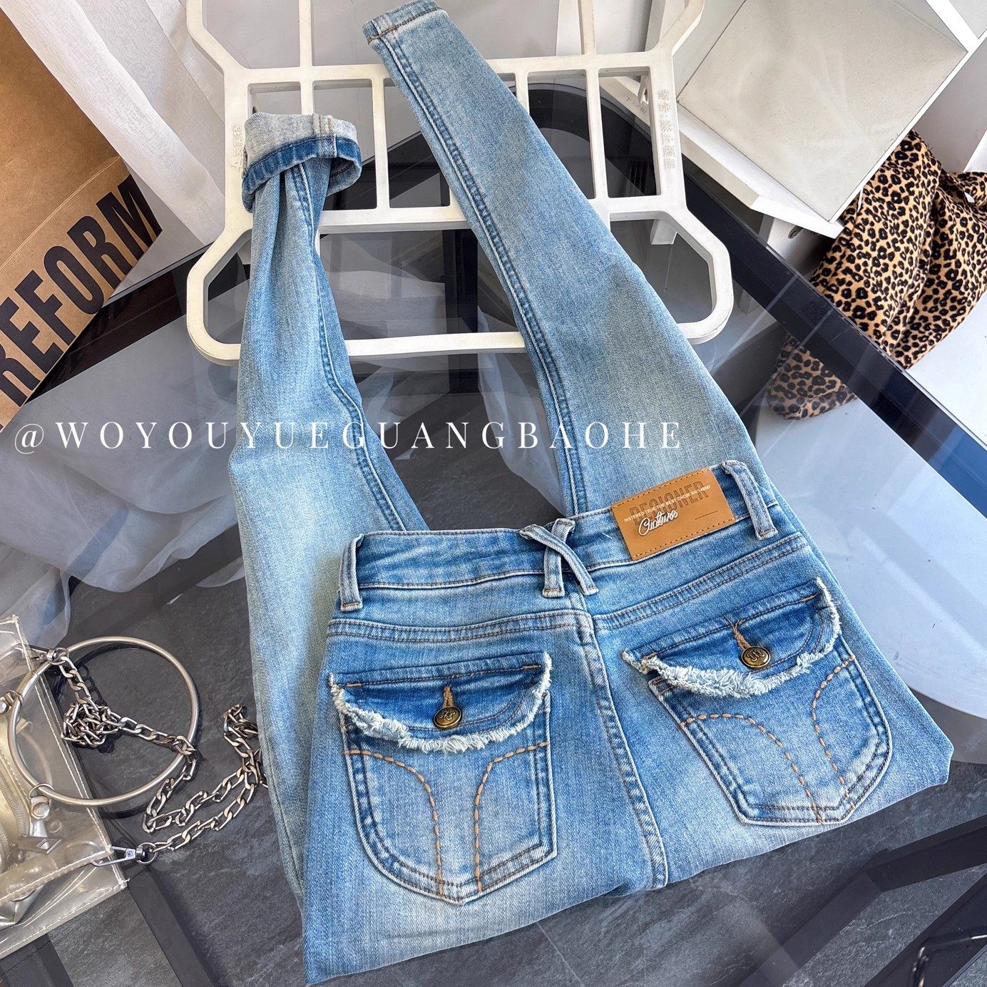 超级好看！性感提臀高腰弹力九分厚绒牛仔裤女显瘦加绒高腰小脚裤