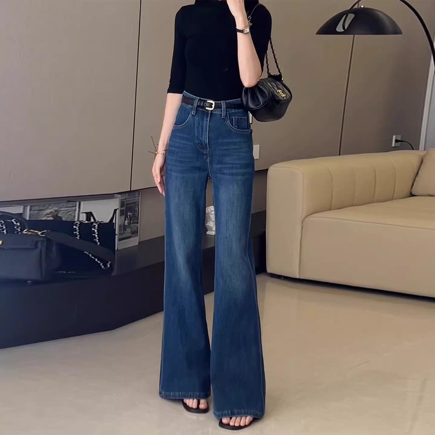 加绒不贴腿微喇牛仔裤女秋冬季2025新款宽松小个子高腰阔腿喇叭裤