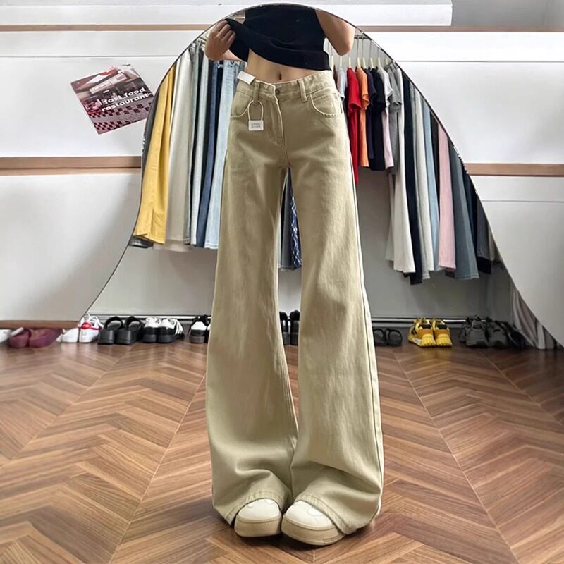 卡其色不贴腿微喇牛仔裤女春新款大码胖mm宽松显瘦低腰直筒喇叭裤
