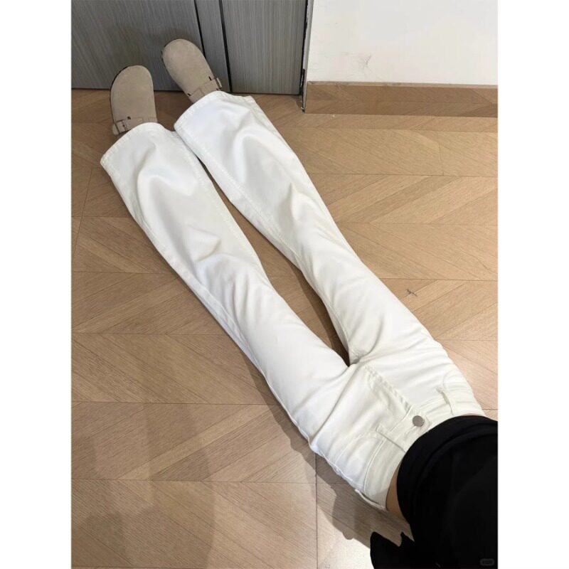 白色美式复古微喇牛仔裤女2026新款秋季辣妹低腰垂感拖地喇叭裤子