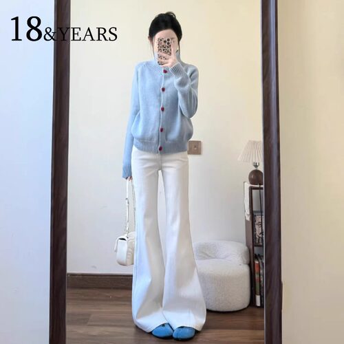 白色微喇牛仔裤女2026春季新款高腰显瘦不贴腿小个子马蹄喇叭裤子