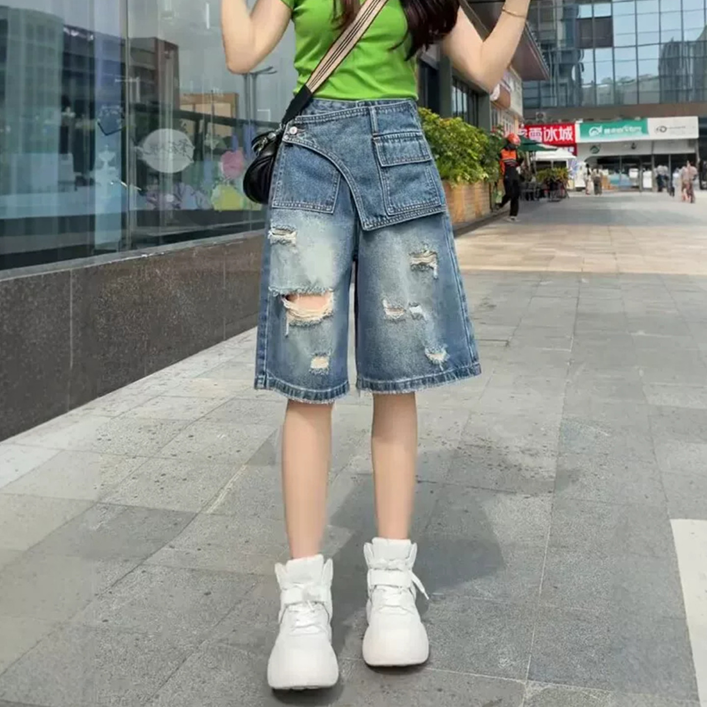夏季新款洋气百搭破洞不规则牛仔中裤女大码高腰显瘦时尚直筒裤子