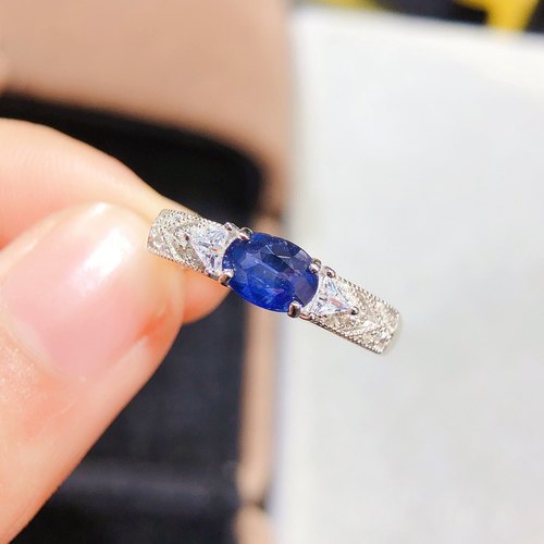 天然蓝宝石戒指 精品皇家蓝高净度满火彩5A级宝石s925银精工镶嵌