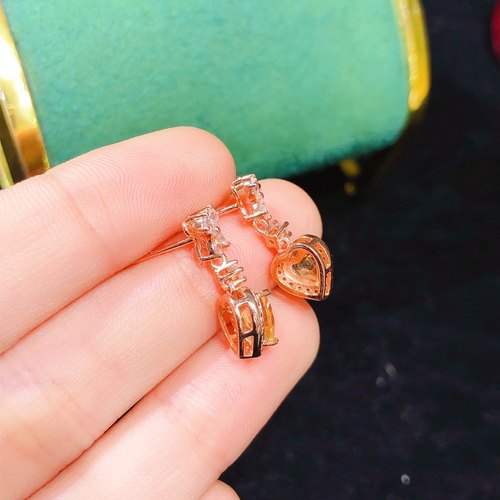 天然巴西黄水晶耳钉 裸石6mm 招财黄水晶情人节礼物土属性礼物圣