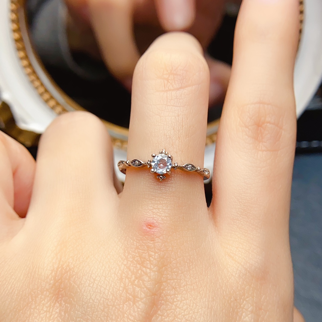 海蓝宝戒指到货，S925银精工镶嵌，美呆了，主石4*4m