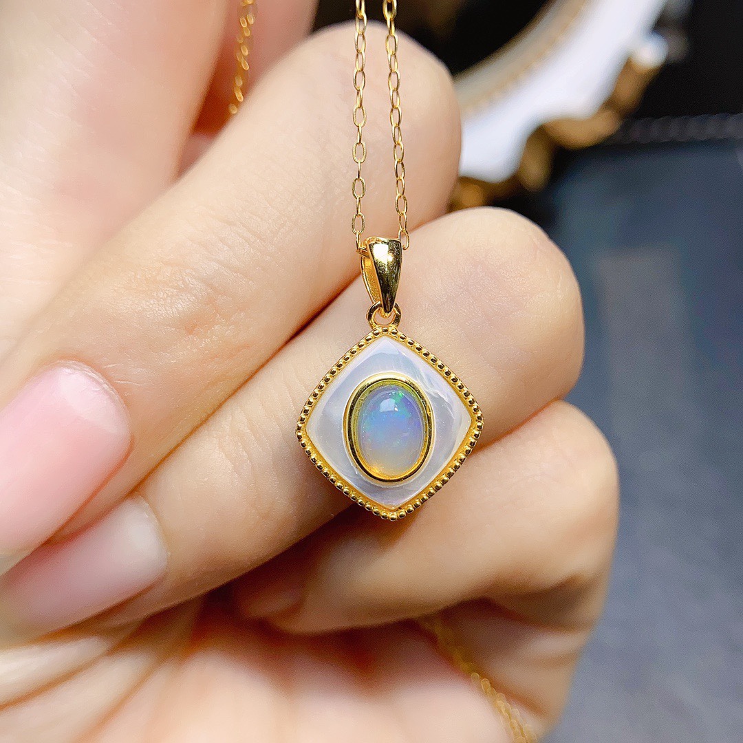 【中国地质大学】天然欧泊吊坠，晶体全净火彩爆闪，S925银精工镶