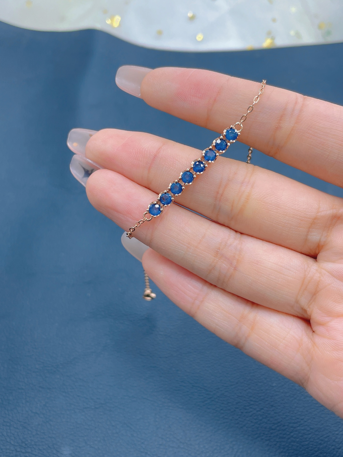 天然斯里兰卡蓝宝石手链  颜色好 主石尺寸3*3mm情人节礼物