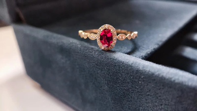 缅甸新烧红宝石戒指晶体超干净的，火彩爆闪，主石6X4mm母亲节礼
