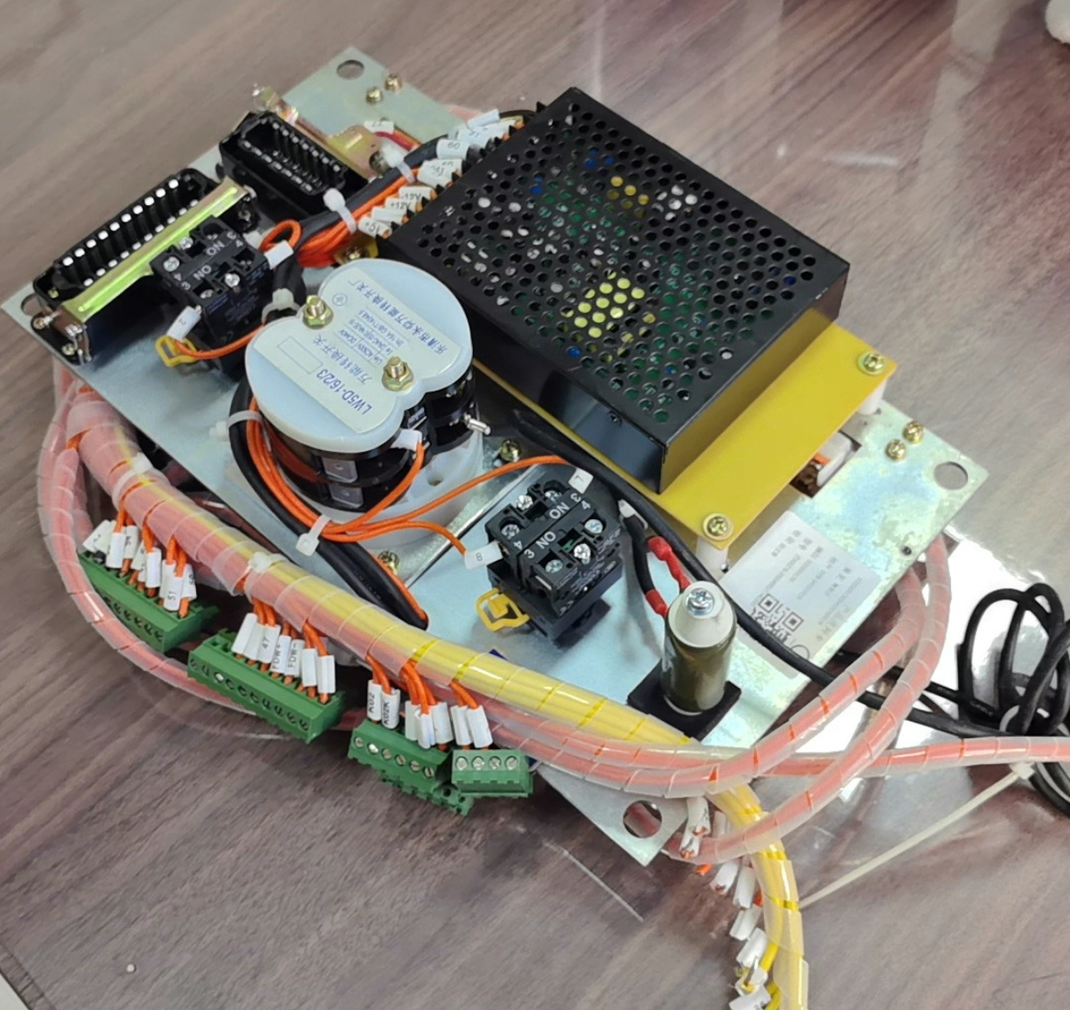 电光防爆KBZ16-400门板