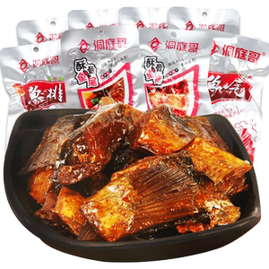 洞庭哥香辣鱼排湖南特产网红即食鱼块鱼尾麻辣休闲小吃零食