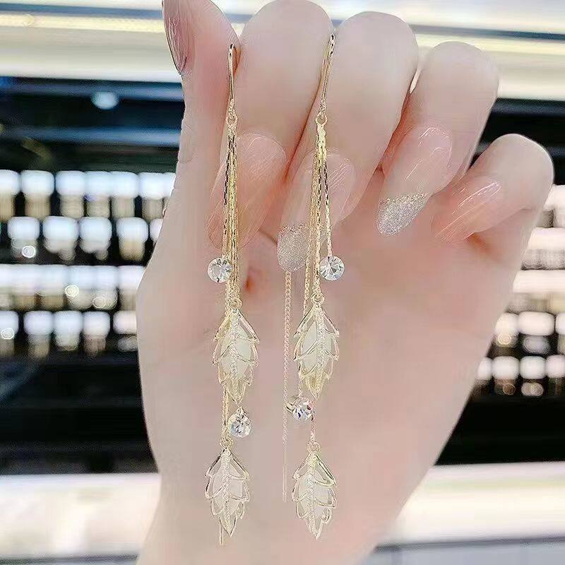 高级感时尚防丢长款金枝玉叶耳线