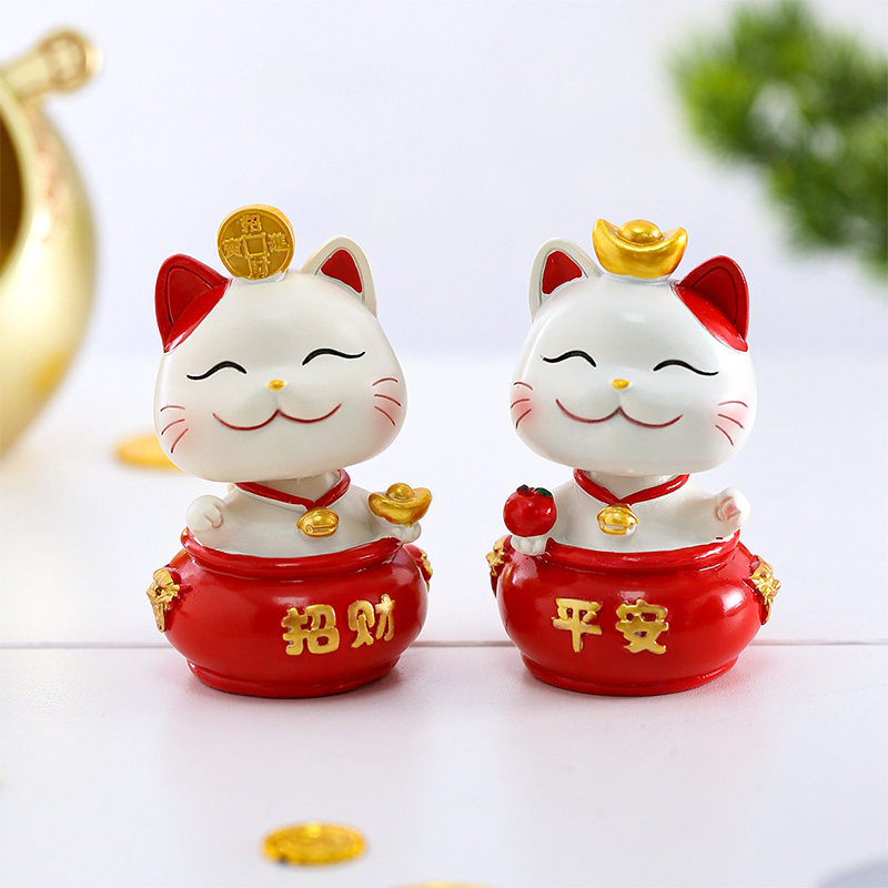 创意招财猫小摆件新款可爱客厅装饰品家居办公室桌面新房乔迁礼物