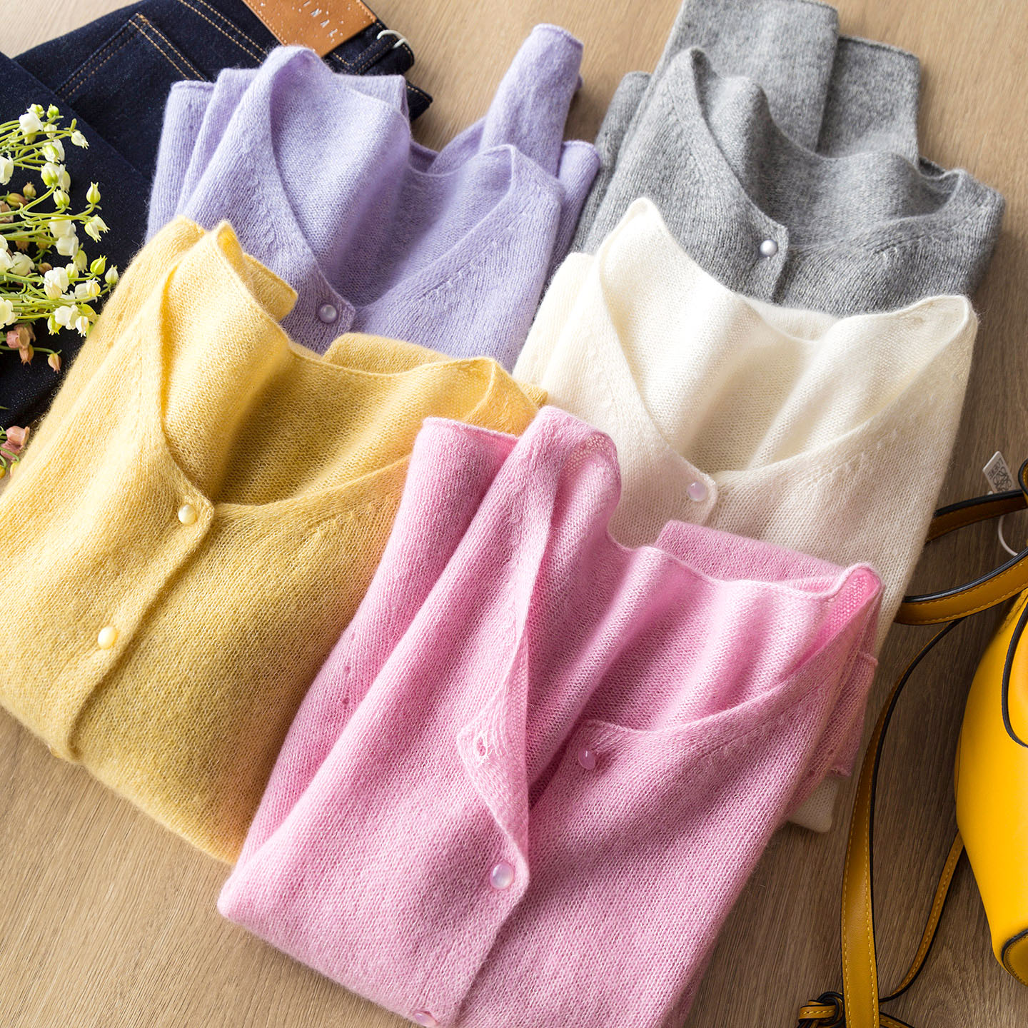 小葡萄.云朵丝羊绒~忝然桑蚕丝+山羊绒无缝一体圆领长袖针织开衫