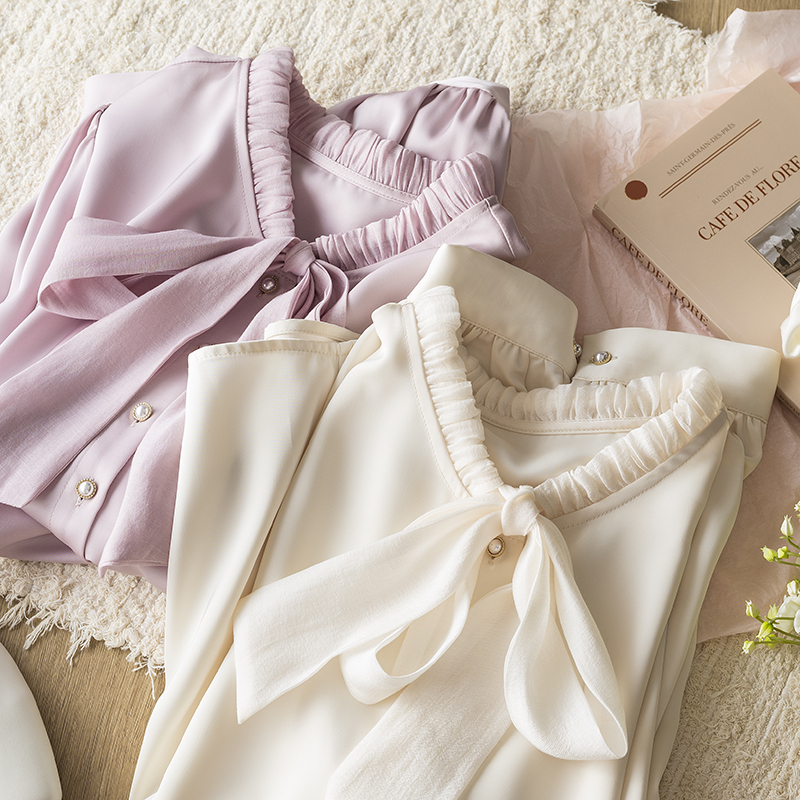 法式优雅女人味 飘带蝴蝶结珍珠扣宽松显瘦缎面质感长袖衬衫上衣