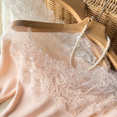 温柔天鹅颈_水溶蕾丝珠片刺绣网纱羊毛舒适ji简氛围感针织衫 上衣