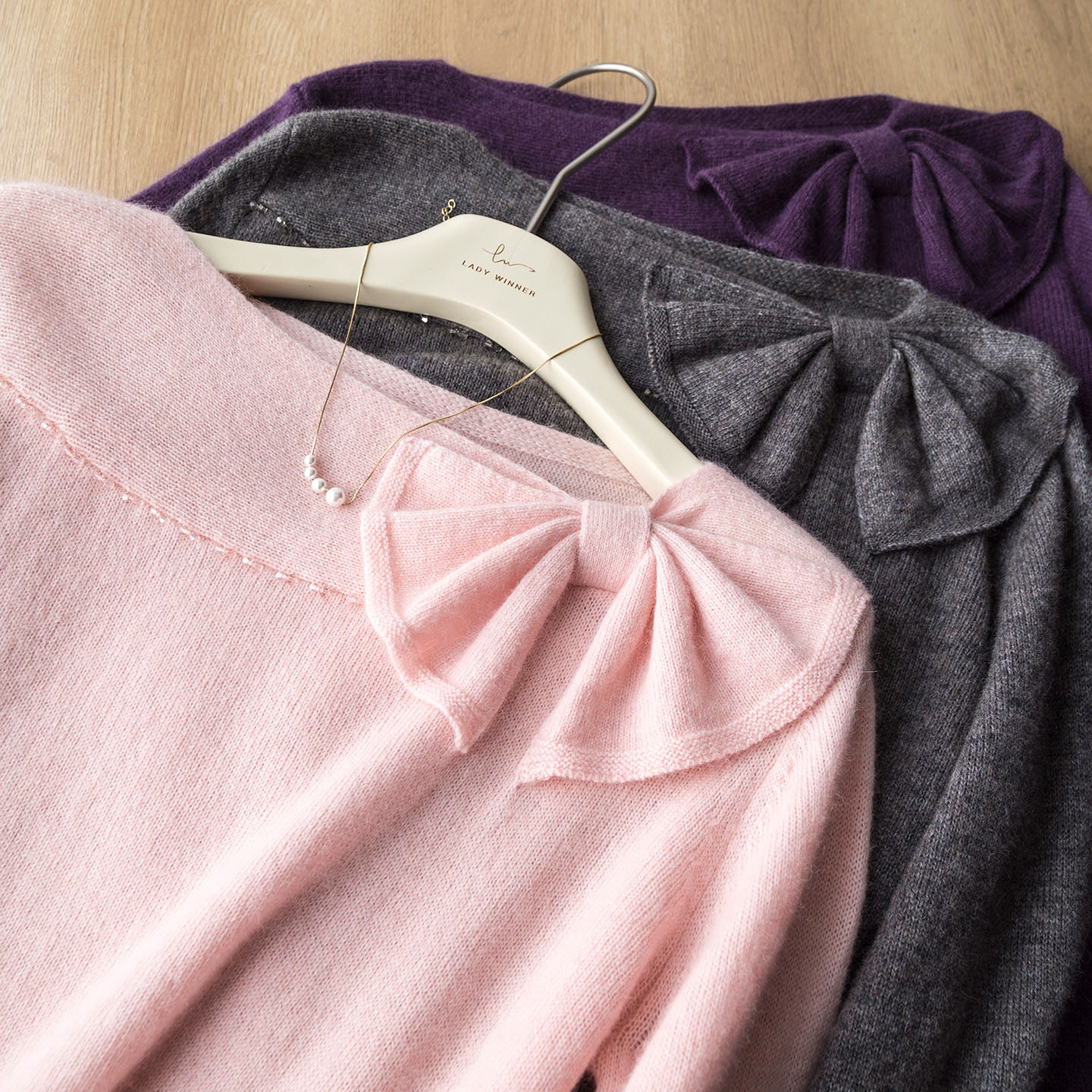 美到心坎立体大蝴蝶结钉珠 优雅减龄一字领灯笼袖羊毛针织衫毛衣