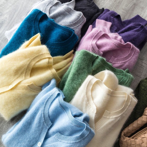 价太美！云雾感慵懒风奶呼呼重磅拉绒羊绒羊毛剪刀领百搭针织开衫