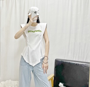 YQ 小众新款露背垫肩无袖圆领字母T恤收腰不规则下摆背心上衣女夏