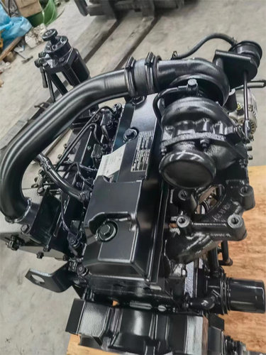 康明斯B3.3发动机总成原厂4D95