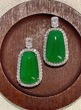 s925纯银新款天然绿玉髓无事牌吊坠翡翠帝王绿色高冰种玉髓挂坠女