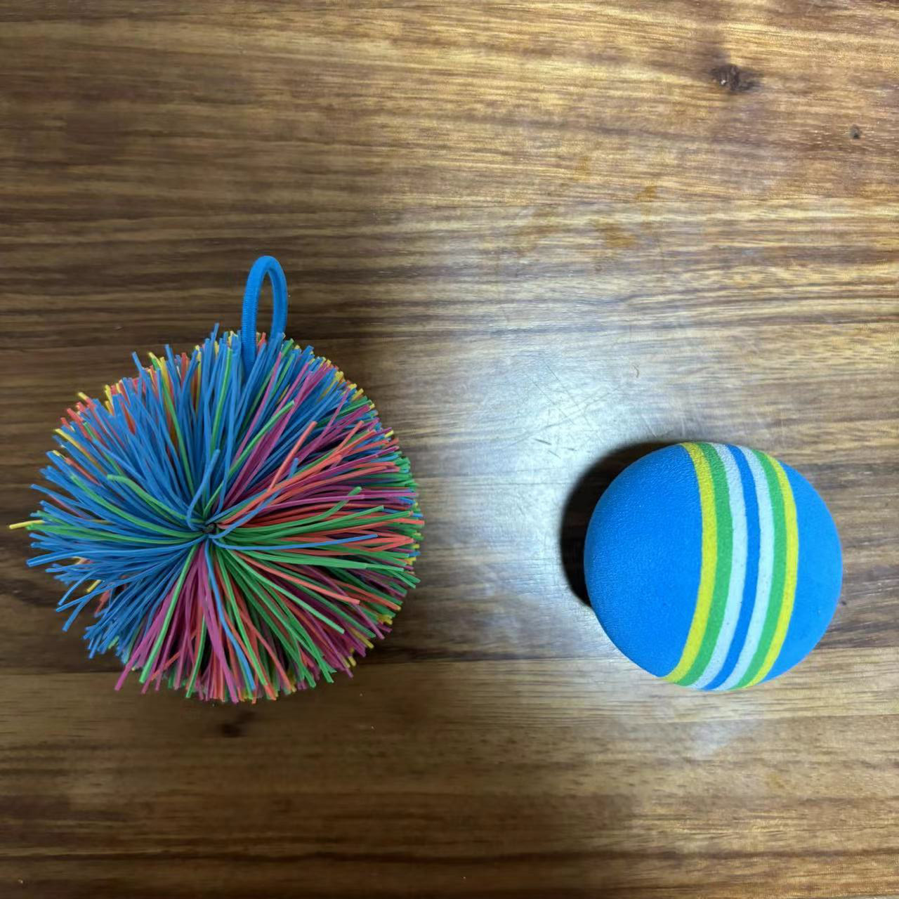 彩色毛球弹力球手握解压玩具幼儿园DIY手工球类玩具玩具拍专用球