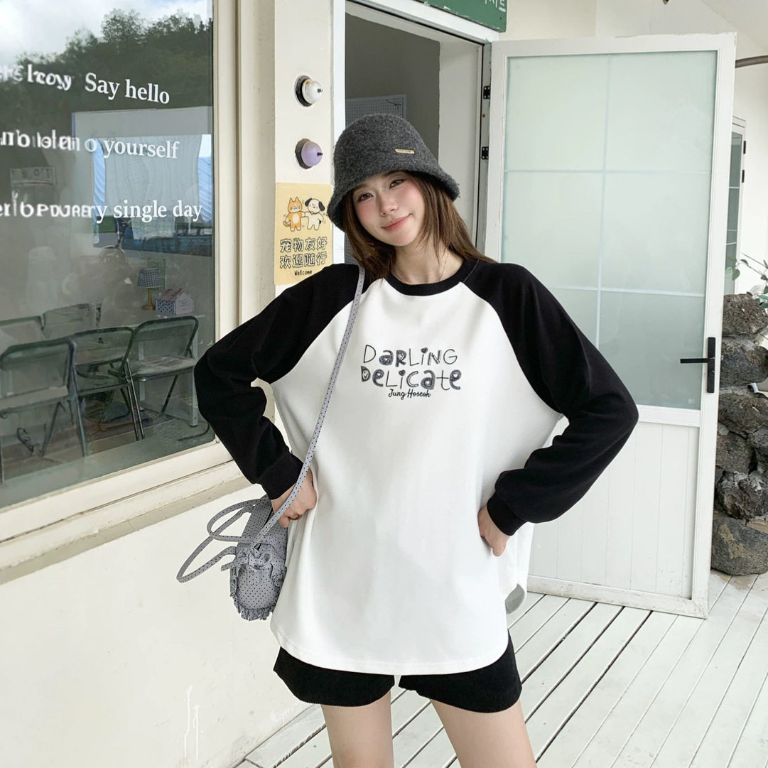 大码插肩袖撞色圆领卫衣女秋季oversize套头2026韩版宽松上衣女
