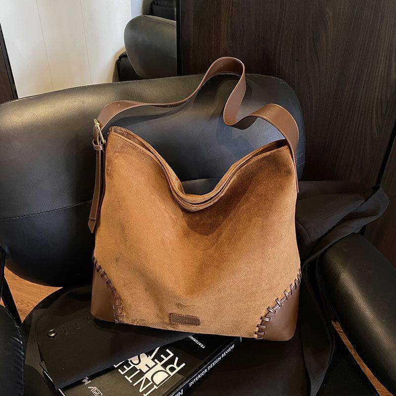 2026新款女包高颜值时尚百搭单肩包大容量通勤外出斜挎包手提包