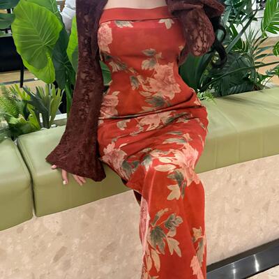 新中式缎面提花翻领吊带连衣裙