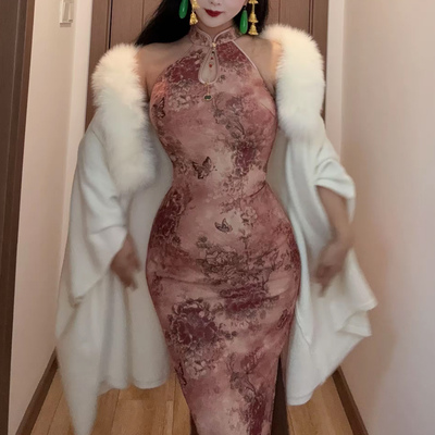 挖肩烫金新中式花朵旗袍裙粉妃