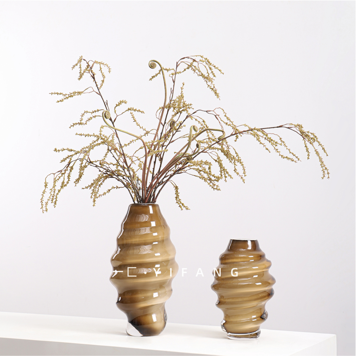 现代黄棕色釉面螺旋样式组合琉璃