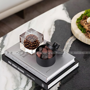 一匚 轻奢高级黑奔涌诗意香薰组合软装 样板间会所民宿床头柜摆件