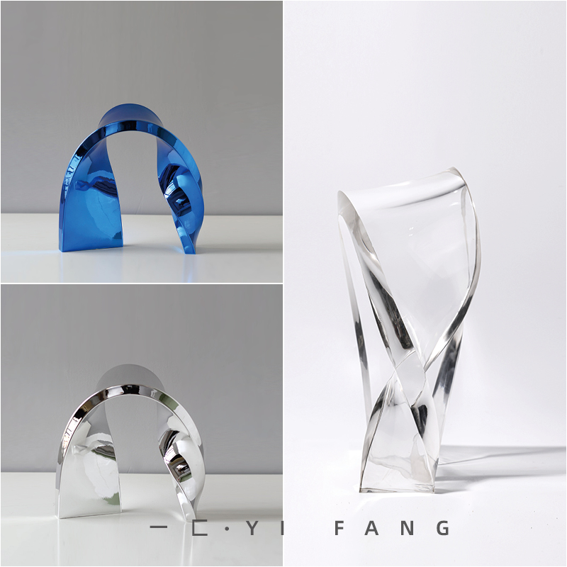 极简轻奢风扭曲莫比乌斯书房摆件