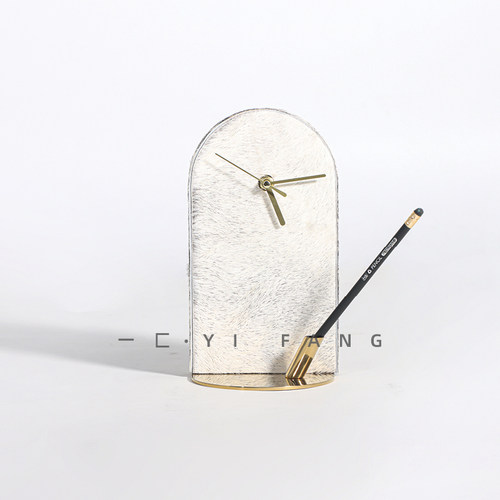 一匚轻奢马毛金属多功能时钟艺术摆件 样板房售楼处书房装饰笔架