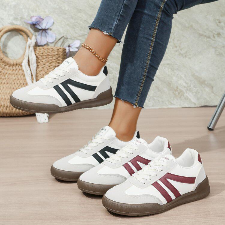 运动鞋女款2026新款百搭防滑阿甘德训鞋拼色轻便不累脚软底休闲鞋