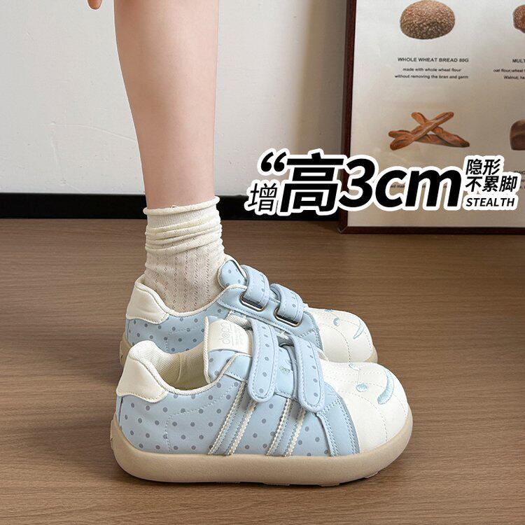 魔术贴厚底板鞋女2026新款春季运动休闲波点笑脸小白鞋百搭德训鞋