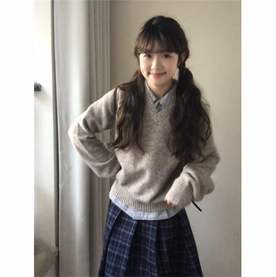 两件套装 新款 复古学院风软糯针织V领套头毛衣搭配格纹POLO领衬衫