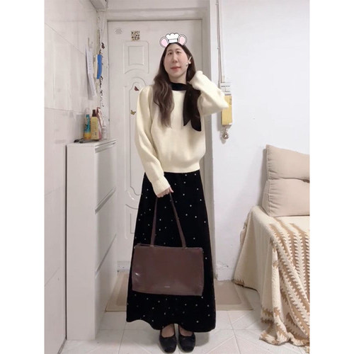 假两件毛衣+黑色波点长裙