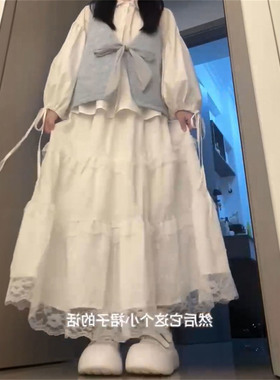 甜酷风一整套穿搭早秋蝴蝶结针织马甲毛衣+白色半身裙+娃娃领衬衫