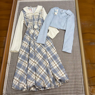 法式温柔学院风假两件格纹花苞连衣裙+蓝色小熊短款外套两件套装