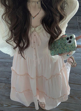 新款蕾丝拼接法式浪漫粉色吊带连衣裙夏季防晒开衫女学生两件套装